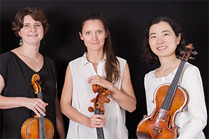 Trio Cosmo